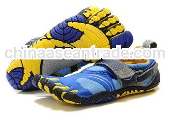 2013 hot selling huiwang factory direct wholesale newest men brand name sport shoes popular five fin