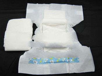2013 new cheap super absorbent baby diaper