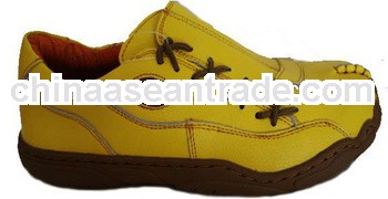 2013 new style stocklot ladies upper leather yellow casual shoes