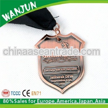 2013 newest antique brass religious medals