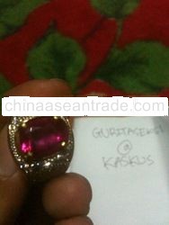 3.69 Carrats Ruby Ring Gold