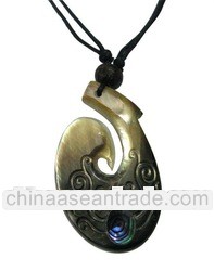 Carving sea shell Necklace