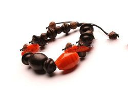 Bracelet wood and ceramic