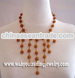 glass beads necklace