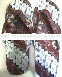 batik sandal indonesia