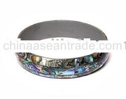 Shell and resin bangle