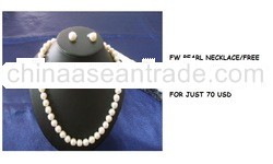 Fresh Water Pearl Necklace with Stud