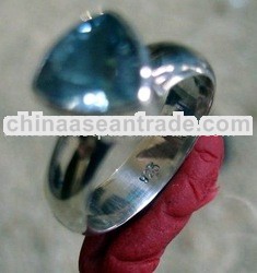RFMN0006 - Sterling Silver Ring with Blue Topaz