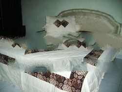 BS-002 Bedding set Batik Kombinasi