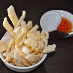 Black Pepper Prawn Crackers