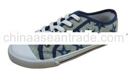 canvas shoes