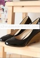 Fashion Beautiful Gentlewoman High-Heeled Wedge Black