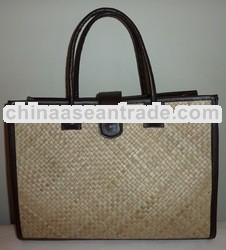 beach tote bag, perfect for your stylish summer