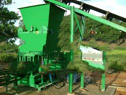 Semi-auto Concrete block and cement making machine (standing mould)