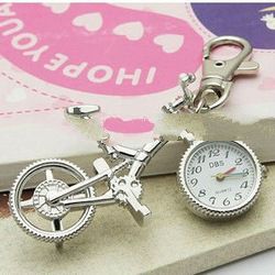 KEYCHAIN WITH WATCH
