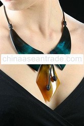 Necklace Horn