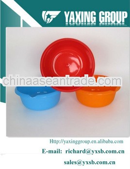 6.5L plastic basin with pour