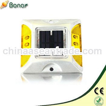 800M View Distance Amber Flare LED Solar Road Stud