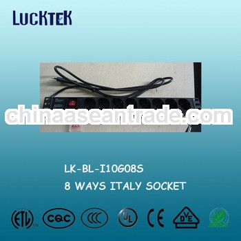 8 Ways black Italy standard PDU with switch