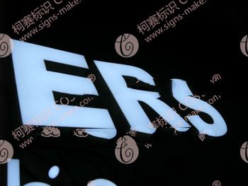 Acrylic Face Letters and Signs