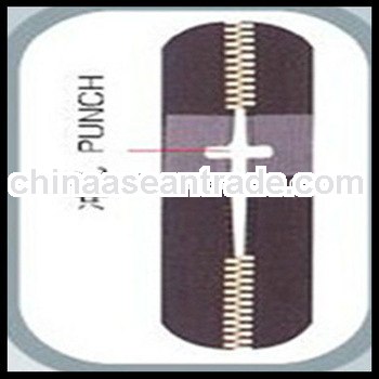 Auto Zipper Machine to do Piercing