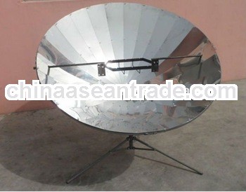 Automatic tracking solar cooker