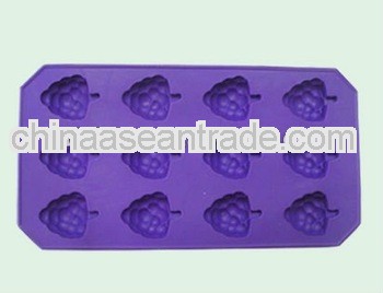 B32-0057 Novel Design Plastic Reusable Ice Cube