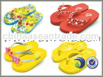 Beads Upper cutel pe slippers for kids