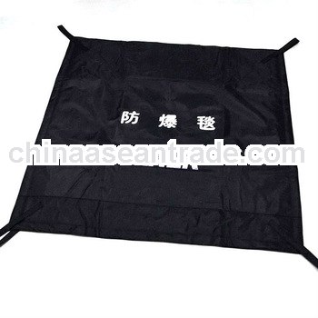 Bomb suppression blanket with lightweight composite materials and excellent fatigue resistance