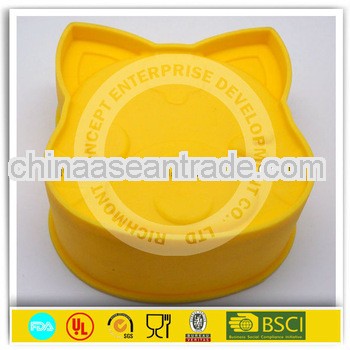 Cat shape silicone baking pan