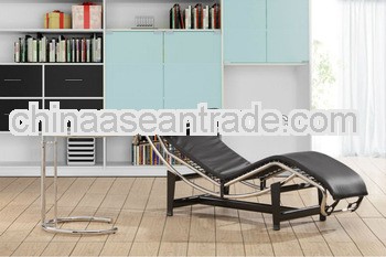 Charles Le C. LC4 adjustable Chaise Longue
