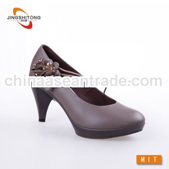  latest high heel lady leather shoe