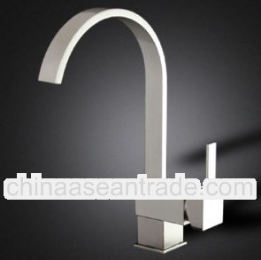 Contemporary deck mounted nickle kitchen faucet with gooseneck