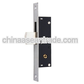 Cross keys lock with steel deadbolt for interior door