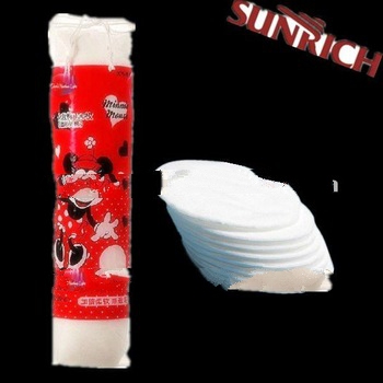 Disposable round cosmetic cotton pads