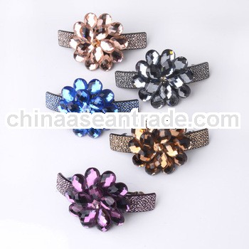 F04943 Women's Fine Hair Accessory: Acrylic Zircon Floral Crystal Large Hair Clip Clamp Claw Gri