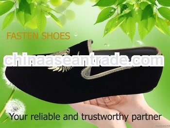 Fashion design men leather casual shoes high quality slip on style flat sole cotton fabric lining bl