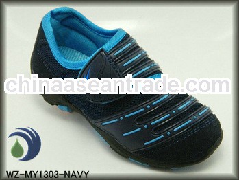 Fashion style cheap and good kids sports shoes