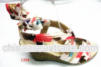 Fashion women PU wedge strappy Bohemian sandal / shoe