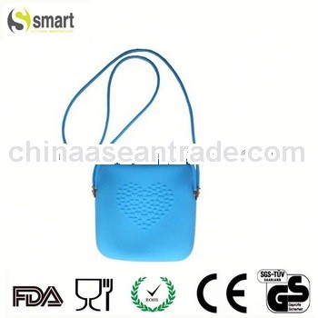 Fashionable silicone wallet