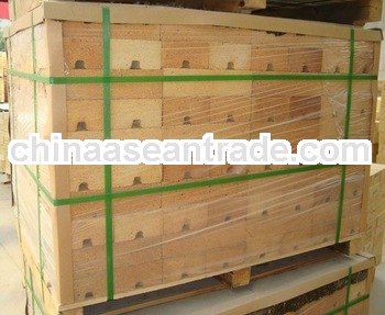 Fireclay refractory brick