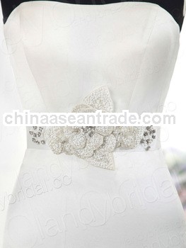 Gorgeous Flower Shaped Beaded Crystal Belts