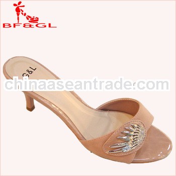 Handmade Beaded Uppers Women Slippers ladies leather shoe factory guangzhou