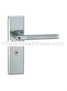 Highly standard chromed door lock italy