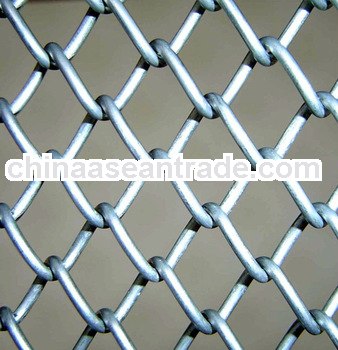 Hot Sale Chain Link Fence for PlaygroundCountyard, Park,Lawn,& Forest Protecting