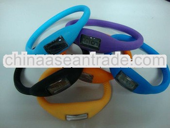 Hot sports valentine quartz watches