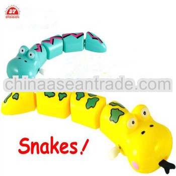 ICTI certified plastic wind up toy snake