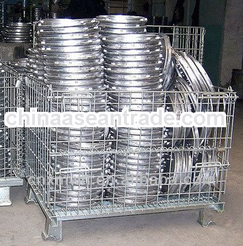 Industrial stackable storage wire mesh container