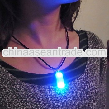 LED flashing light up necklaces