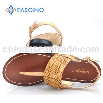 Latest New Design Leather Fashion Women Model Sandal 2013